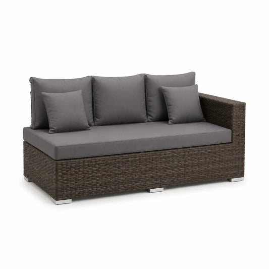 Sofa z technorattanu z szarymi poduszkami 200cm